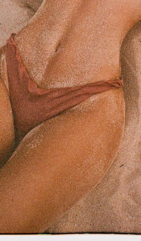 anna are_ free model pic