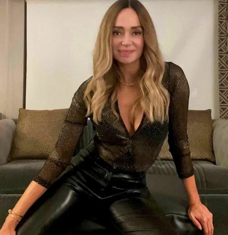 Vanessa Angel high quality model galleries