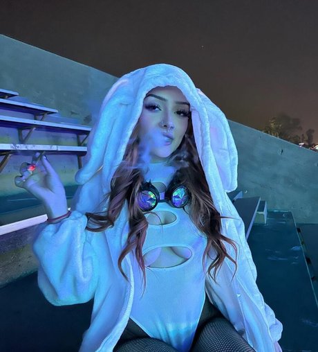 Real ona art model galleries