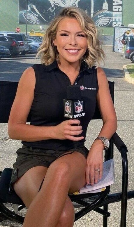 Colleen Wolfe nice star photos