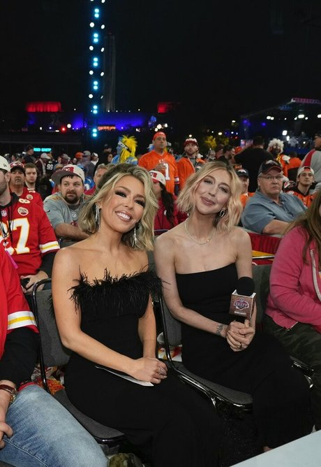 Colleen Wolfe star top pictures