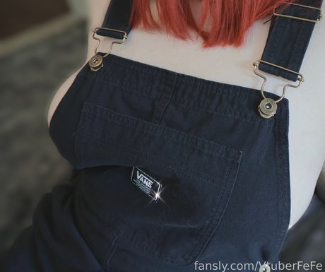 VtuberFefe model nice picture