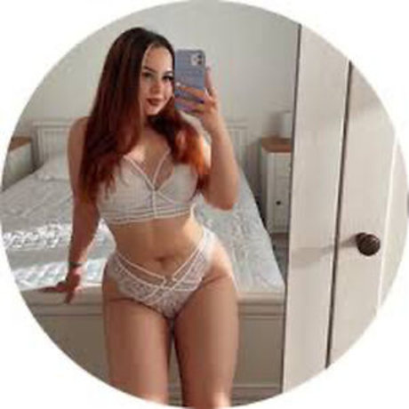 Emalia Lorena pornstar erotic gallery