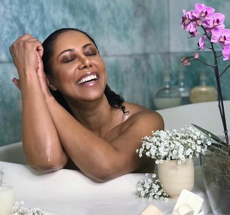 fat mature onlyfans pornographic picture