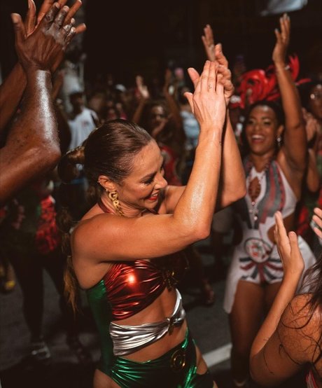 Paolla Oliveira nudes star img