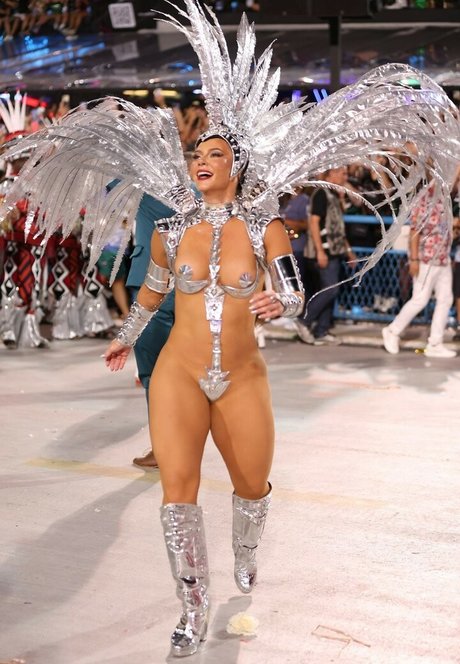 Paolla Oliveira beautiful star picture