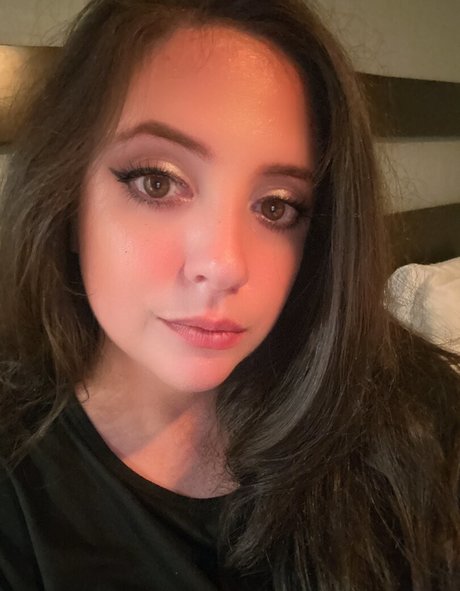 ava hadley model top galleries