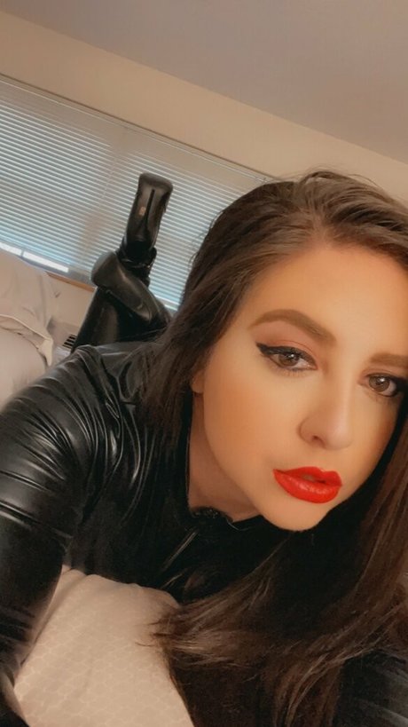 ava hadley star top gallery