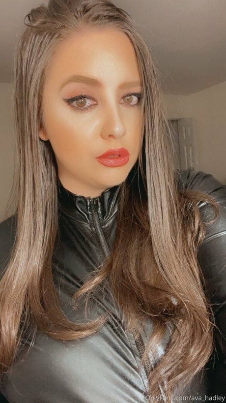 ava hadley erotic model photo