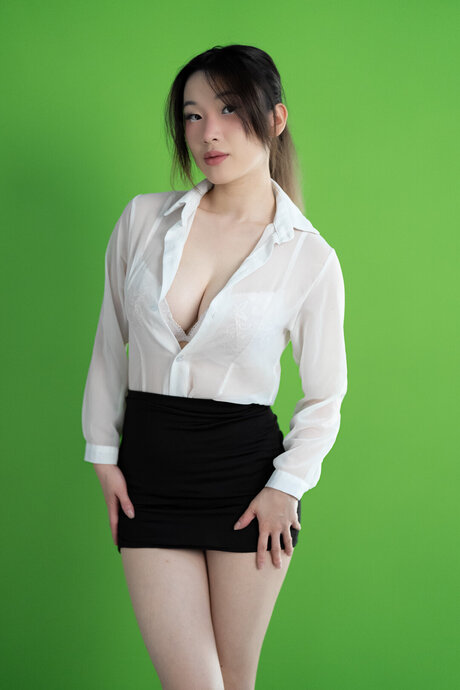 Lillietv art actress photos