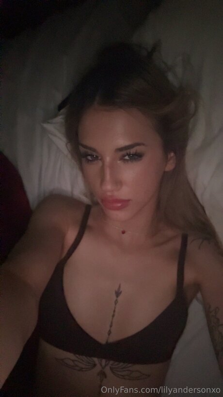 Lilyandersonxo beautiful star pics