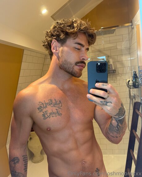 Joshmoorexxx model free photos