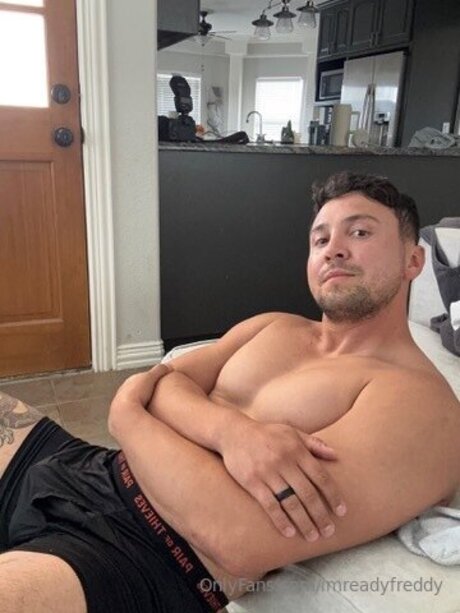 Imreadyfreddy star porn image