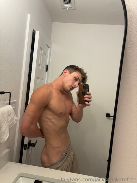 Jacksonskatefree star pretty archive