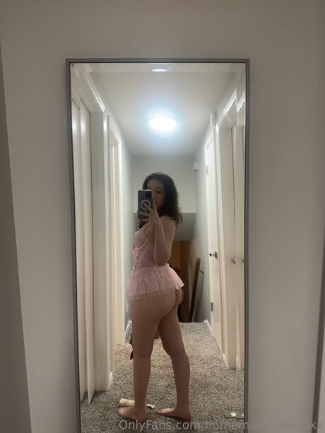 Homemadevideosxx pretty model img