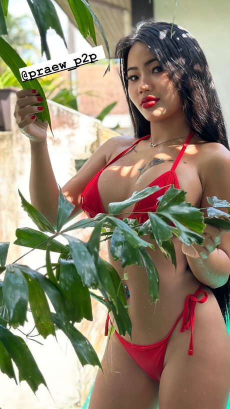 Praew Phatcharin hot model archive