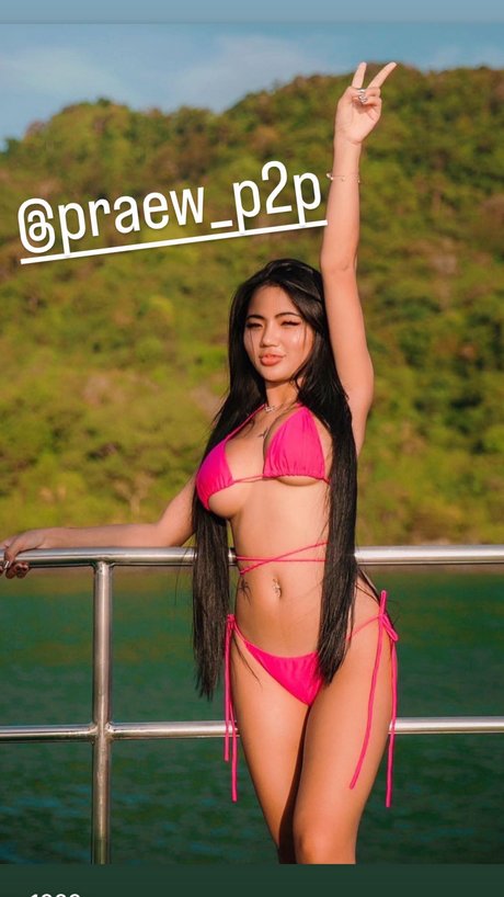 Praew Phatcharin nudes model image