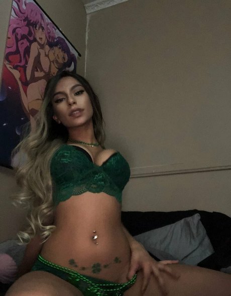 Valerie Ann TV star perfect photos