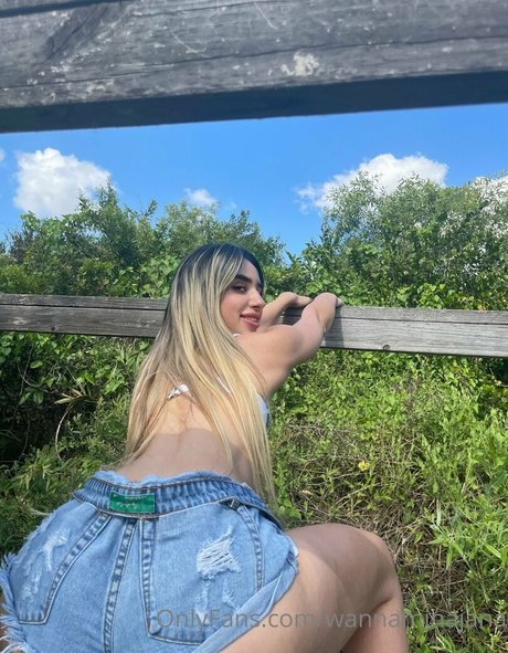 wannaminajana hd pornstar image