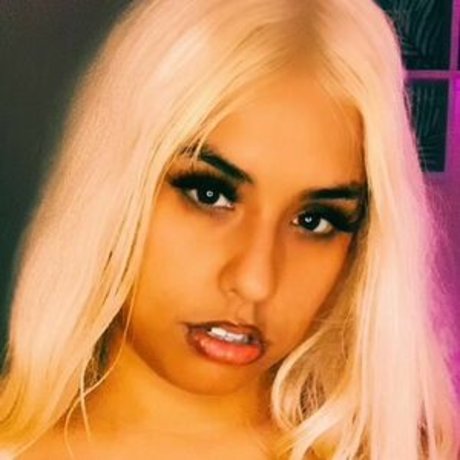 Anya Blush naked model pic