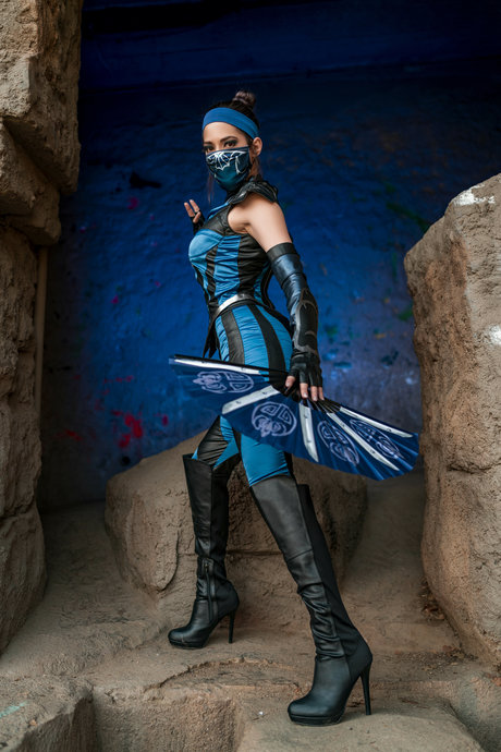 Kara Corvus model xxx pic