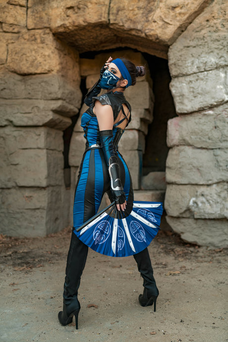 Kara Corvus beautiful actress archive