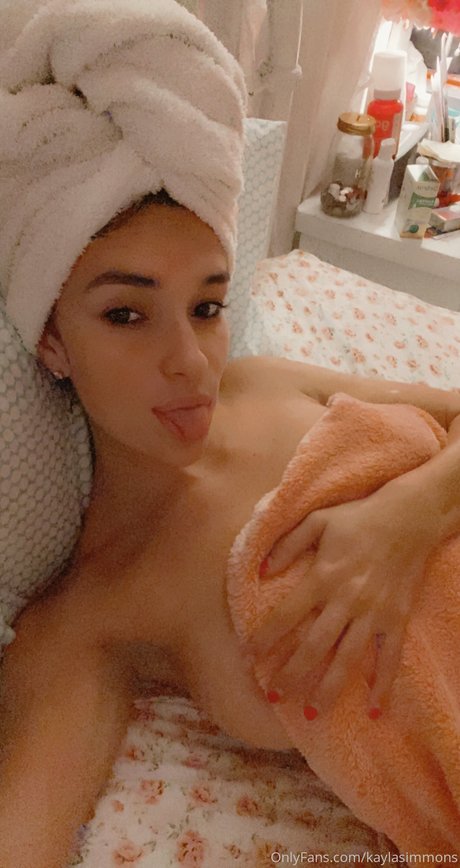 Kayla Simmons model xxx gallery