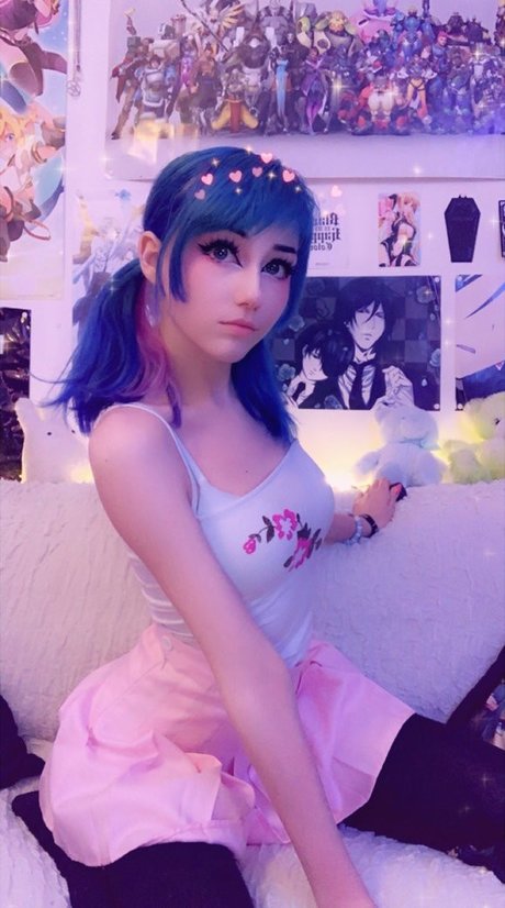 Koneko Mari erotic pornstar image