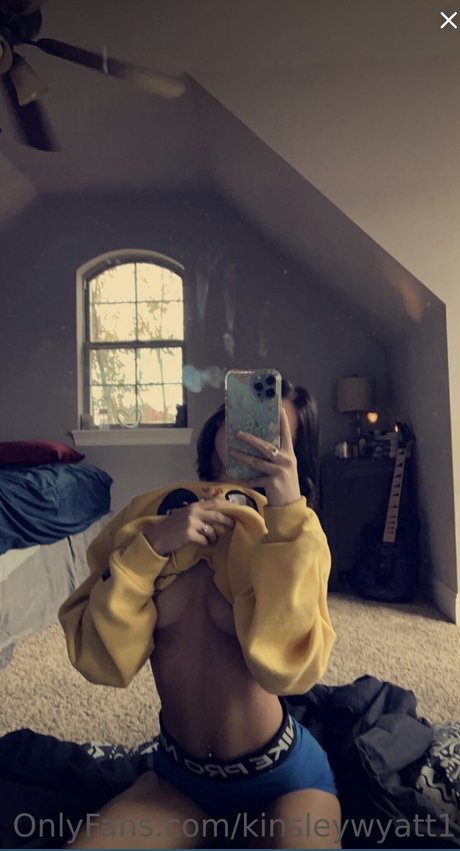 Kinsley Wyatt perfect model pic