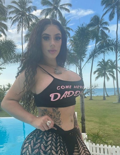 Mamigianyy pornstar nude img