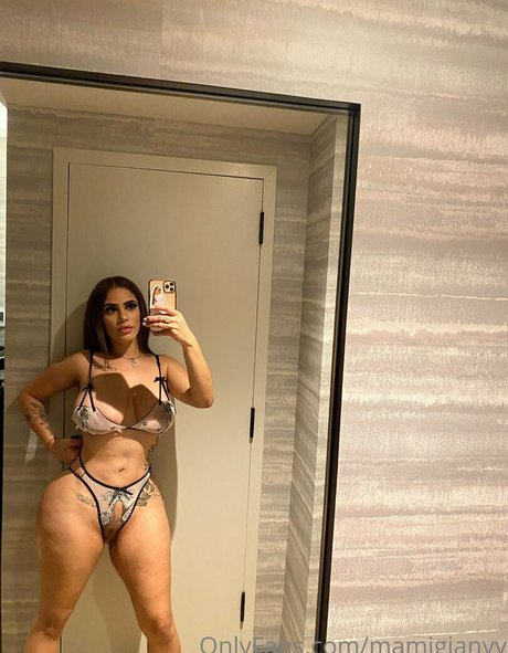Mamigianyy exclusive pornstar pics