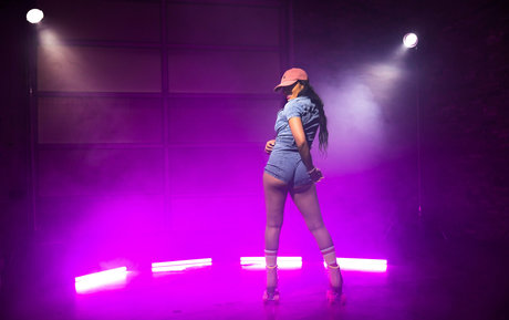 Jada Kai sexy pornstar img