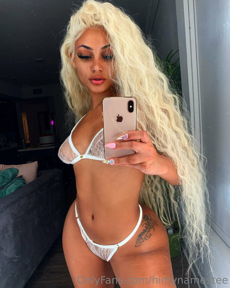 Himynamestee model erotic picture