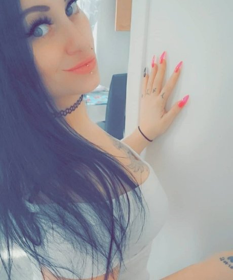 xomaryyeox star pretty picture