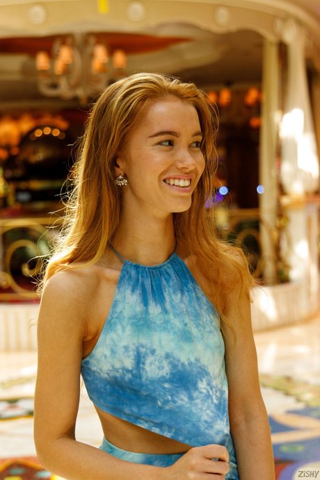 Zoey Luna xxx model pictures