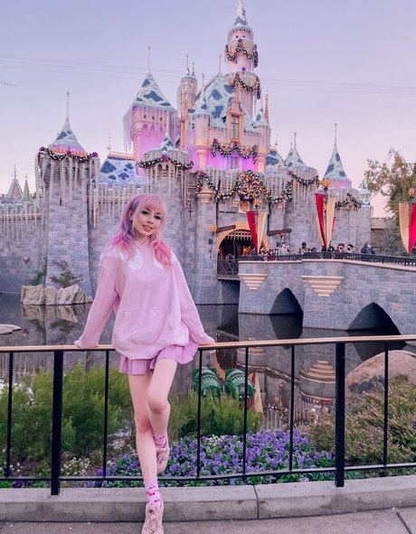 Anaelic best model picture