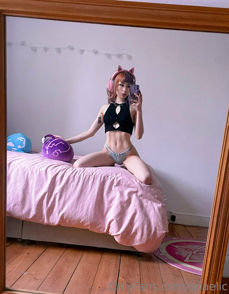 Anaelic porn star photos