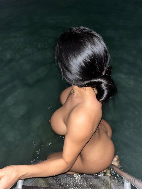 Lily Adrianne model xxx photos