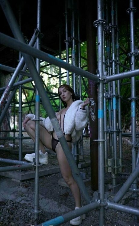 yuki tsuki nice star pictures