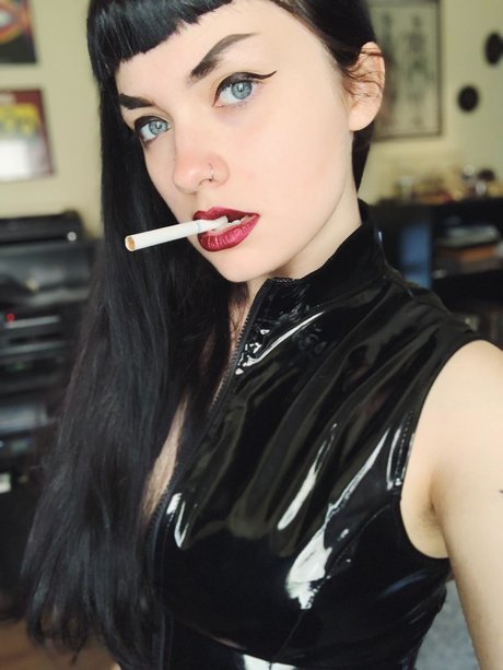 Countess Jezebeth pornstar nice galleries