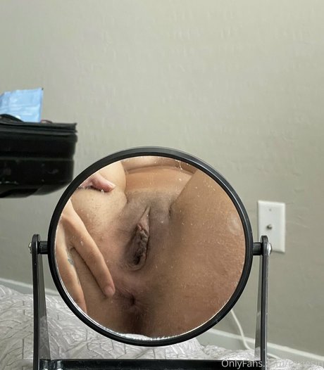 Roxiesin sexy pornstar photos