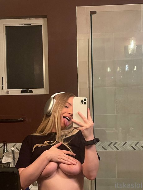 Skyiiah star nudes images