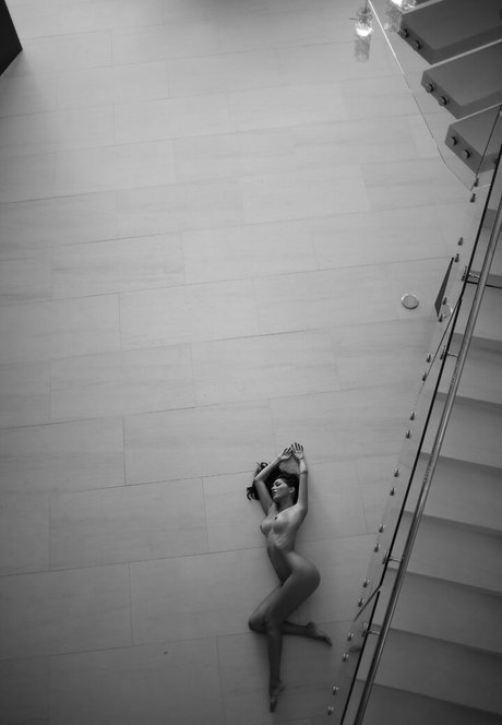 Lizzy Acosta star erotic pics