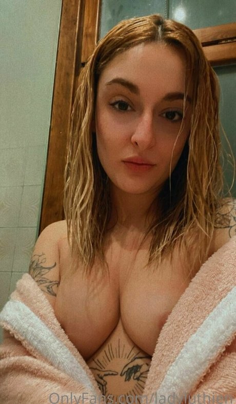 ladyluthien nude actress images