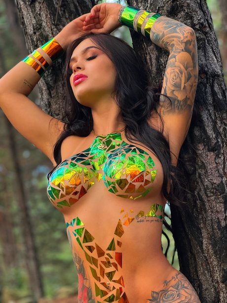 Lili Jones pornographic actress picture