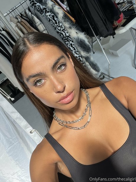 Undercover freak nude model pictures