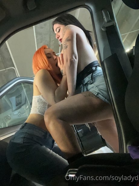 soyladyd sex model picture