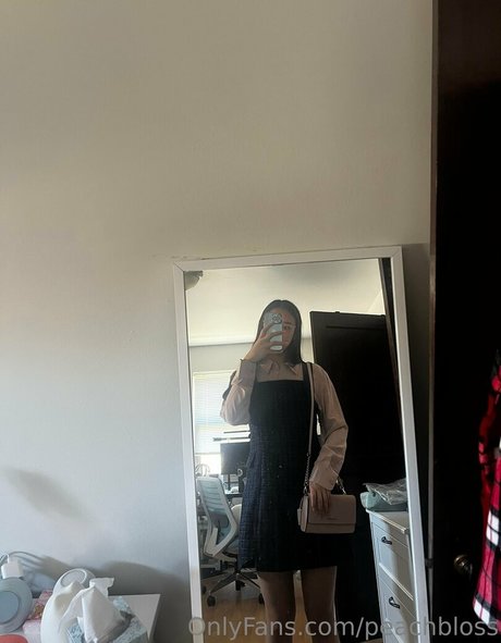 peachbloss top pornstar picture