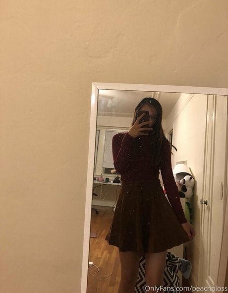 peachbloss pornstar top pic