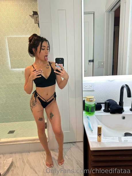 Chloe Difatta model nice images